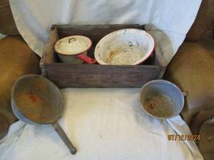 lot 534 image: Metal Pams with a vintage Pepsi crate