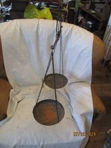 lot 559 image: Balance scale made of iron...