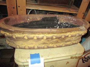 lot 656 image: Decorative earthenware planter or holder