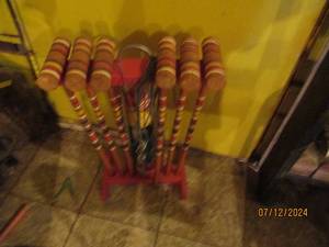 lot 678 image: Croquet set...