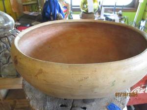 lot 366 image: Large Vintage Clay Pottery bowl, vase and tankard style mug