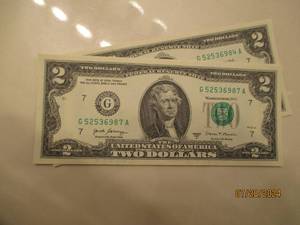lot 7 image: Lot of 5 uncirculated $2.00 bills with consecutive serial numbers