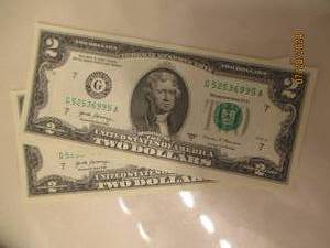 lot 9 image: Lot of 5 uncirculated $2.00 bills with consecutive serial numbers