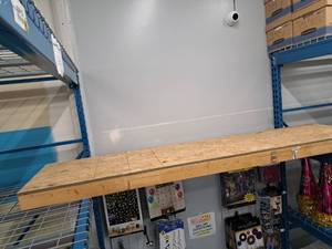lot 20 image: Lot of (6) Wood Planks 24x8x4