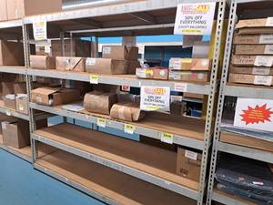 lot 50 image: Industrial Wood-Shelf  Metal Shelving Unit 5-shelf 2x8x7