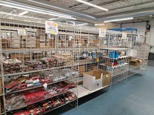 lot 53 image: Grid Panel Shelving Section 25x246x84