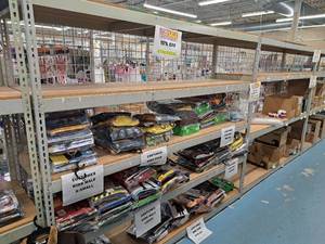 lot 73 image: Industrial Wood-Shelf  Metal Shelving Unit 5-shelf 2x8x7