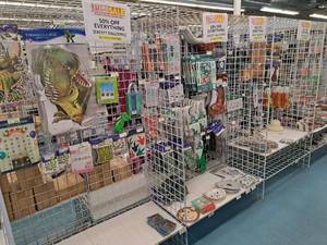 lot 86 image: Grid Panel Shelving Section 3-section without Back Grids 25x148x84
