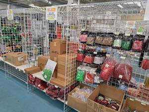 lot 89 image: Grid Panel Shelving Section 3-section with Back Grids 25x161x84