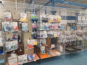 lot 129 image: Grid Panel Shelving Section 3-section with Back Grids 25x148x96