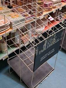 lot 166 image: Metal Wire Display Rack 16x18-12x33