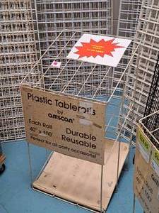 lot 168 image: Metal Wire Display Rack 16x18-12x33