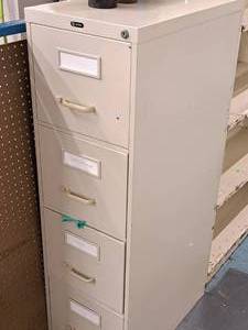 lot 228 image: Global Metal File Cabinet 4-drawer