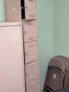 lot 249 image: Storage Locker Cabinet 6-locker