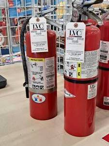 lot 274 image: Lot of (2) Dry Chemical Fire Exinguishers