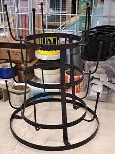 lot 277 image: Metal Round Display Rack