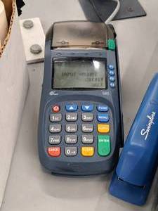 lot 180 image: Pax 580 Credit Card Reader