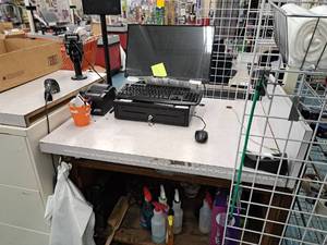 lot 184 image: Point of Sale System (POS) - 21 Monitor, Keyboard, Mouse, CPU Tower, Cash Box, Star futurePRNT TSP100III Receipt Printer, Pedestal Display, Scanner