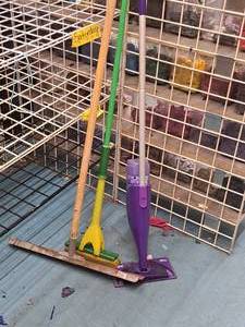 lot 308 image: Squegee, (2) Floor Mops