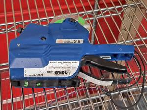 lot 317 image: SATO AveryDennison 216 Price Tag Gun