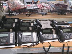 lot 400 image: Toshiba Strata Telephone System with Control Box