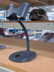 lot 412 image: Honeywell 10 Flex Stand