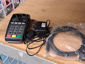 lot 421 image: Ingenico Credit Card Reader iPP350 with (2) Cables