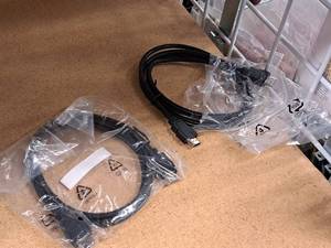 lot 437 image: Lot of (2) HDMI Cables (New)
