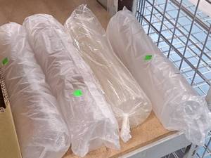 lot 618 image: Lot of (4 Boxes) World Centric 9Q-24-oz Plastic Cold Cup Lids  Straw Hole 100-count ( 400 total items )