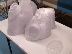 lot 653 image: Lot of (4 Boxes) Clear Dome Lids 50-count ( 200 total items )