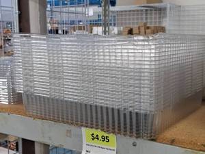 lot 692 image: Lot of (22) Square Tray Dome Lids 18x18