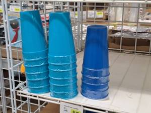 lot 713 image: Lot of (16) Plastic Cups