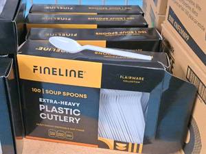 lot 736 image: Lot of (4 Boxes) Fineline Plastic Soup Spoons 100-count ( 400 total items )