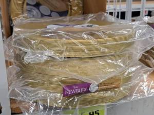 lot 746 image: Lot of (4 Packs) Maryland Plastics The Newbury Collection 10-34 Heavyweight Plastic Full Size Dinner Plates 15-count ( 60 Total Items )