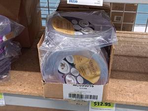 lot 776 image: Lot of (10 Packs) Maryland Plastics The Newbury Collection 9-12 Heavyweight Plastic Luncheon Plates 15-count ( 150 Total Items )