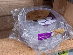 lot 778 image: Lot of (3 Packs) Maryland Plastics The Newbury Collection 7-34 Heavyweight Plastic Hors dOeuvres Plates 15-count ( 45 Total Items )