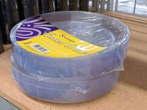 lot 816 image: Lot of (2 Packs) Sovereign 9 Plastic Plates Etched Finish 25-count ( 50 Total Items )