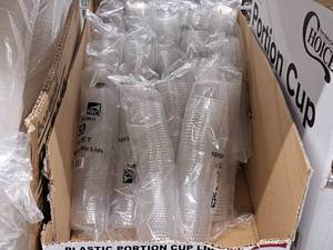 lot 851 image: Lot of (24 Packs) 1-oz Souffle Cup Lids 100-count ( 2400 Total Items )