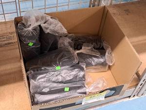 lot 905 image: Lot of (7 Packs) Boardwalk 8-oz Dome Lids 50-count ( 350 Total Items )
