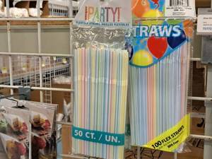 lot 916 image: Lot of (5) Multi-Colored Packs of Flex Straws