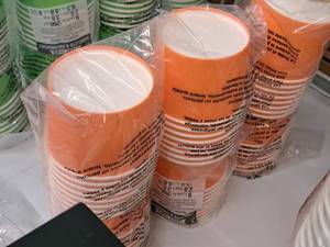 lot 929 image: Lot of (6 Packs) 9-oz Treat Cups 8-count ( 48 Total Items )