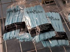lot 987 image: Lot of (6 Packs) Touch of Color Knives 24-count ( 144 Total Items )