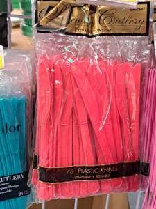 lot 1034 image: Lot of (7 Packs) Plastic Knives 48-count ( 336 Total Items )