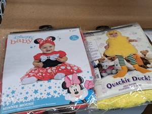 lot 1100 image: Lot of (2) Infant 12-18 months Costumes