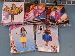 lot 1137 image: Lot of (6) Child Size 4-6 Girls Costumes