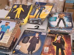 lot 1165 image: Lot of (6) Child Size Small 4-6 Boys Costumes