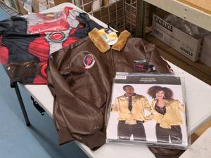 lot 1235 image: Lot of (3) Mens Costumes