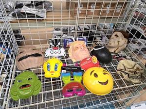 lot 1252 image: Lot of (10) Assorted Masks