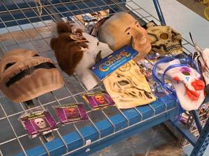 lot 1260 image: Lot of (10) Assorted Masks