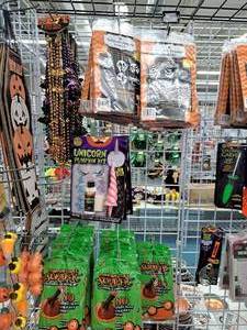 lot 1330 image: Assorted Halloween DcorSupplies